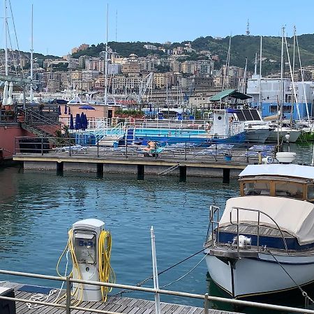 Old Port Apartment 4 Beds Genua Exterior foto