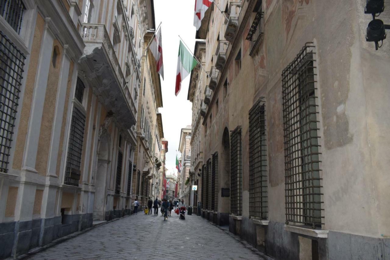 Old Port Apartment 4 Beds Genua Exterior foto