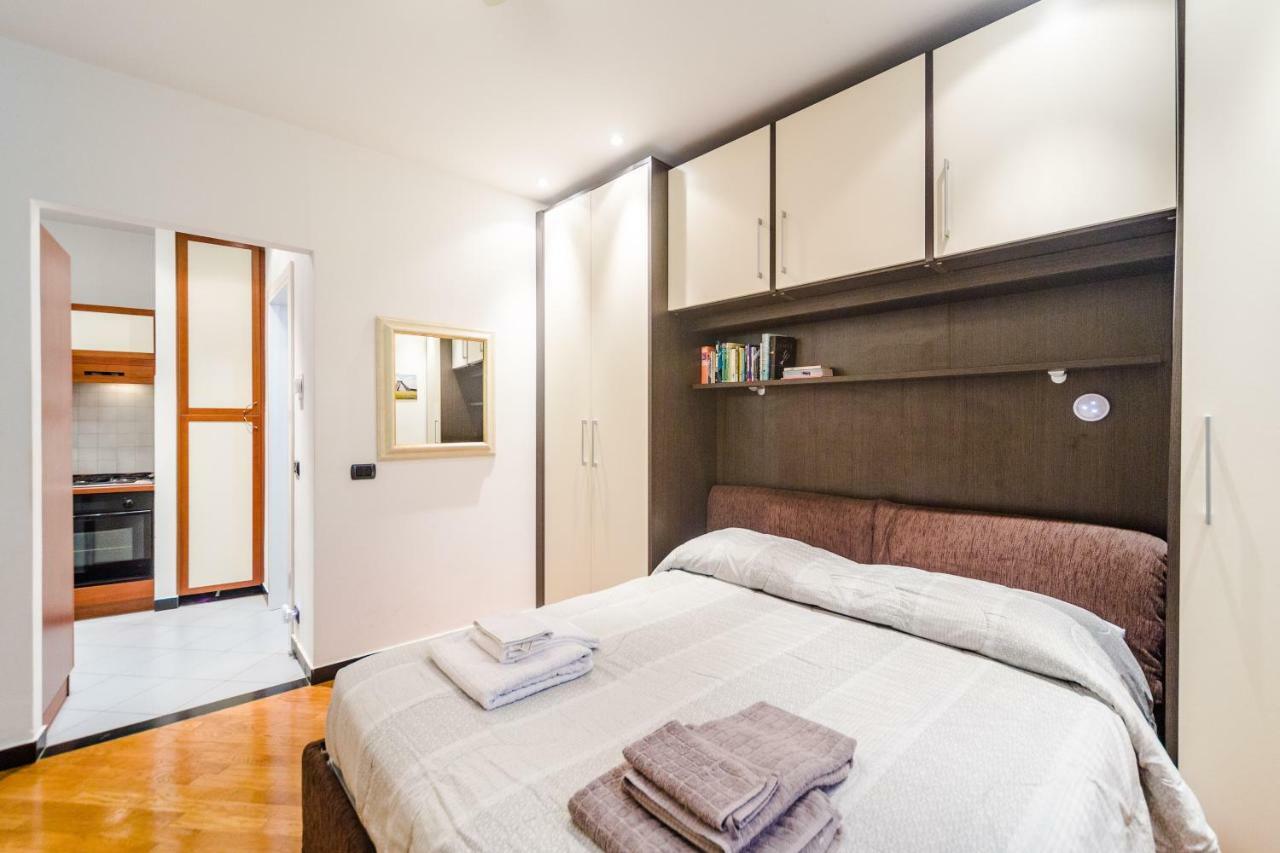 Old Port Apartment 4 Beds Genua Exterior foto
